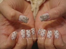 エン ダイカンヤマ(En'e daikanyama)/リボン×水玉ネイル[恵比寿]