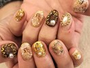 vintage design nail