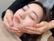 チキバン美容鍼灸整体サロン 心斎橋店の雰囲気（美容鍼は個々のお悩みに合わせた個所に鍼を打ちます♪【美容鍼】）