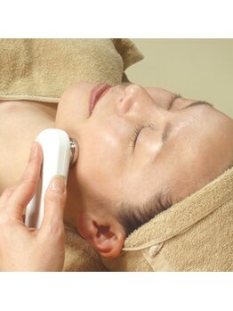 山野愛子どろんこ美容 南越谷店/ホワイトニングエステ