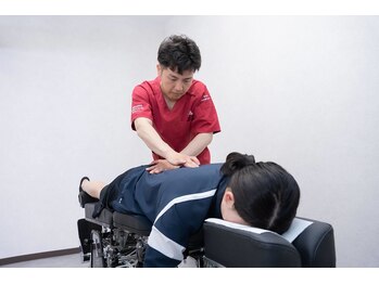 Ann おかざきスポーツ鍼灸接骨院/米国式トムソンベッド骨格矯正