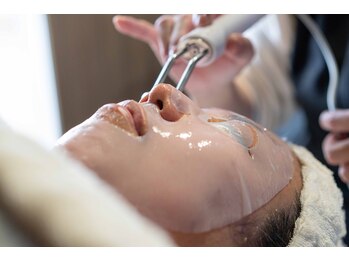 サロン ド ベルペソナ(Salon de bellepersonne)