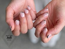 ユーリ 心斎橋 南船場/少し個性のWカラーフレンチ