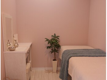 ジュリス(JURIS)/全部屋、個室です♪