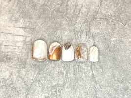 ホワイト×ゴールド