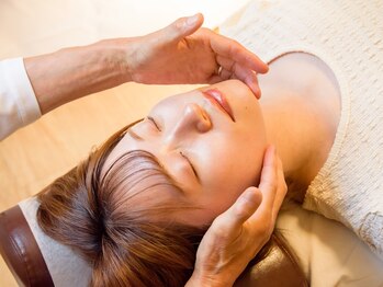 八王子カイロプラクティック院/むくみを取ってオイルで美小顔♪