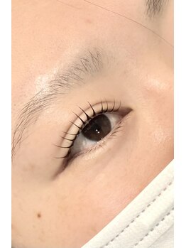 アイラッシュサロン エフ(f)/束感　まつげパーマ☆