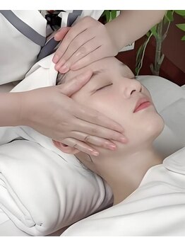 アイシス 本蓮沼/小顔コルギ