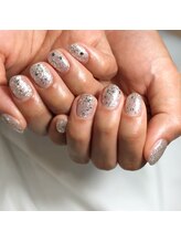ナナズネイル 西小倉店(NANA's Nail)/シルバーラメ　by石川