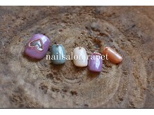 ラペ(rapet)/ヴィンテージ風ネイル