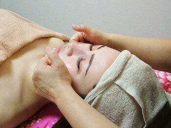 淳(CHUN)/[小顔リンパ]小顔マッサージ