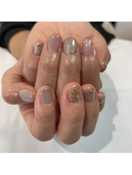 アースコアフュールボーテ 成田店(EARTH coiffure beaute)/マグネットネイル＋ミラーネイル