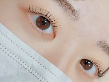 ベル 池上店(belle)の写真/パーマをかけながらケア♪まつ毛の健康を第一に考えた施術◎ダメージレスなのにモチが良いのも人気の秘訣！