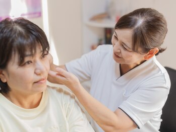 パルフェット(parfaite)の写真/【佐野市内希少】耳つぼコースのあるサロン♪資格習得者の女性オーナーによる施術で効果の違いを実感！