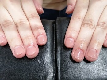 エミリア(Emilia)の写真/初めての方におすすめ！自爪育成で自信が持てる手元へ。噛み癖やむしり癖の方もぜひ相談を♪