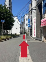 イーイー(e.e..)/中崎町駅から当店までの道順　３