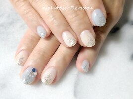 春の定額ネイル　くすみブルー