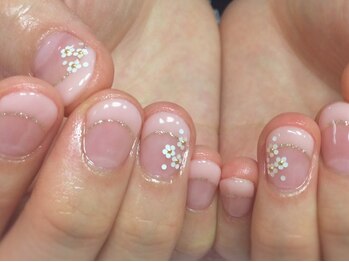 ショートネイルでフレンチ♪