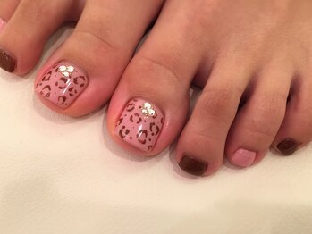 ネイルズ ララ(nails Lala)/レオパード柄。