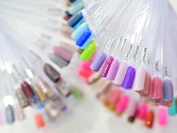 チーネイル(CHIII NAIL)/カラーチャート約200色