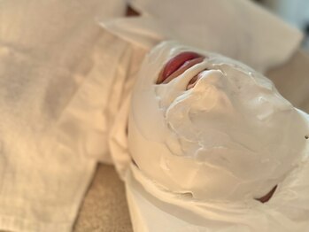 アインクライナーサロン(Ein Kleiner Salon)の写真/《美肌成分がたっぷり入ったパックをご用意しています♪》毛穴汚れやハリUP、たるみ改善に◎