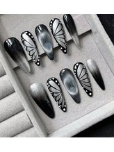 ユリナリタ(YuRi Narita)/