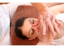 ビコツゼロ 青山(BIKOTSU ZERO)/施術風景　小顔/顔の歪み/猫背