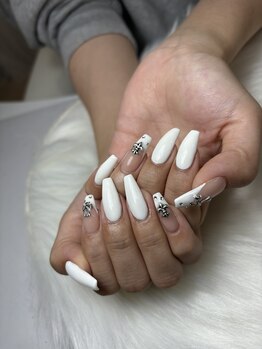 プー(Puu)/ホワイトネイル