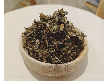 アンノ(anno)/徳島県産乾燥オオヨモギを使用