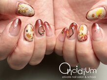 オンシジューム(Oncidium)/もみじネイル