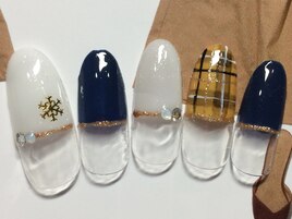 冬ハーフフレンチネイル