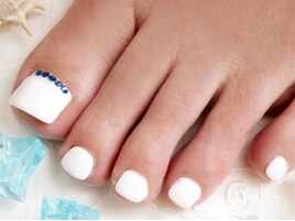 シンプル上品フットも大好評♪