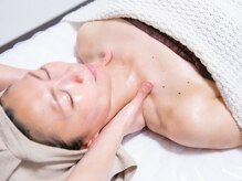 フローレント(Florent)/首のマッサージ