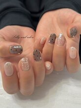 リリー(Lilly)/ドットネイル