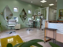 アマサの雰囲気（＊美容室併設サロン＊店内は明るく開放感があります♪）
