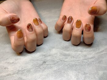 エンジェリック カラーズ(Angelic colors)/ブラウンニュアンスネイル☆