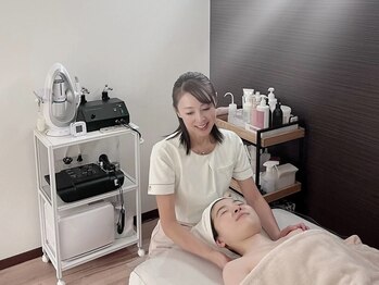 リス ブラン ビューティー(Lys blanc beauty)の写真/韓国でも大人気★背中コルギ♪肩甲骨の位置を正す/肩こりの改善&むくみ解消&小顔効果◎お得なクーポン多数!