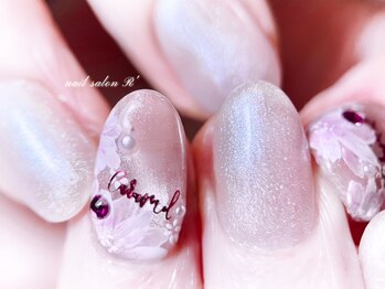 アール(R’)/手描きフラワーnail