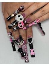 Eli Nails 新宿【エリネイルズ】《長さだし専門店/つけ放題/持ち込み/スカルプ》/ゴテゴテ、ロングネイル