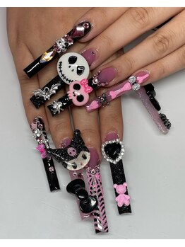 Eli Nails 新宿【エリネイルズ】《長さだし専門店/つけ放題/持ち込み/スカルプ》/ゴテゴテ、ロングネイル