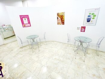 脱毛専門店ミートゥー フジグラン東広島店/◇店内/カウンセリングルーム