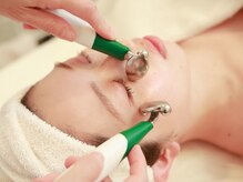 ホワイトカメリア(White Camellia)/【アイケア】目元のたるみも改善