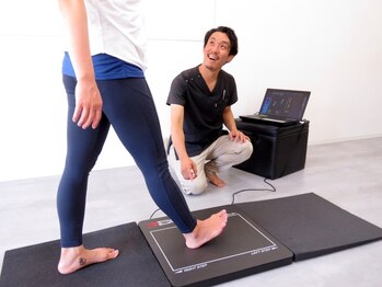 オーサポート(O-support)の写真/足の機能特性を踏まえた専門的な視点で姿勢や動作のクセを見極め、無理なく動けるバランス作りをサポート！