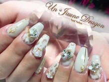 アン ジョーヌドラゴ/ホワイト☆ヒョウ柄ネイル