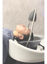 アオ 祐天寺 中目黒店(ao)/頭身浴炭酸で汚れ0/ヘッドスパ