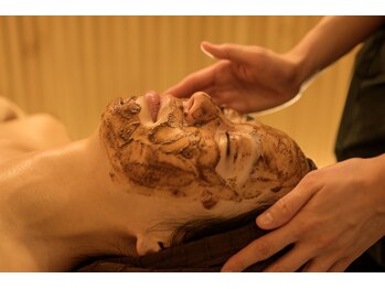 ザ ワン(THE ONE)/【毛穴ケア】ハーブピーリング