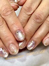 カミアンユイヤ ネイルラボ(KAMIANYUIYA Nail LAB)/ハートホロ埋め込みデザイン