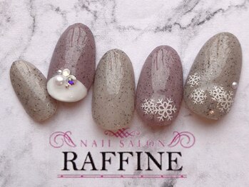 ネイルサロンアンドスクール ラフィーネ 池袋店/雪の結晶ネイル◆￥6990