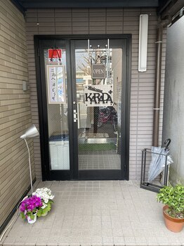 カラダプラス(kArAdA+)/