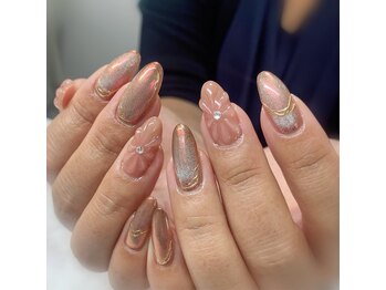 ベンガレンシス ファーストネイル(Benghalensis/1st NAIL)の写真/春のネイルで気持ちも明るく！シンプルながらも華やかなデザインで特別な日を彩ります◎